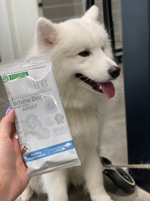 Nature's Protection, Superior Care - Grain-Free Snack with Whitefish - Adult Dogs, All Breeds, White Coat, for Healthy Hips & Joints - 110 g