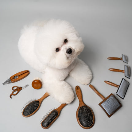 TAURO PRO LINE Brush for pets with long coat, 25 mm teeth, wooden, 27 x 10 x 2 cm