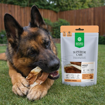 Nature's Protection Superior Care - Weizenfreier Snack mit Kaninchenohren & Entenfleisch-Füllung für ausgewachsene Hunde aller Rassen